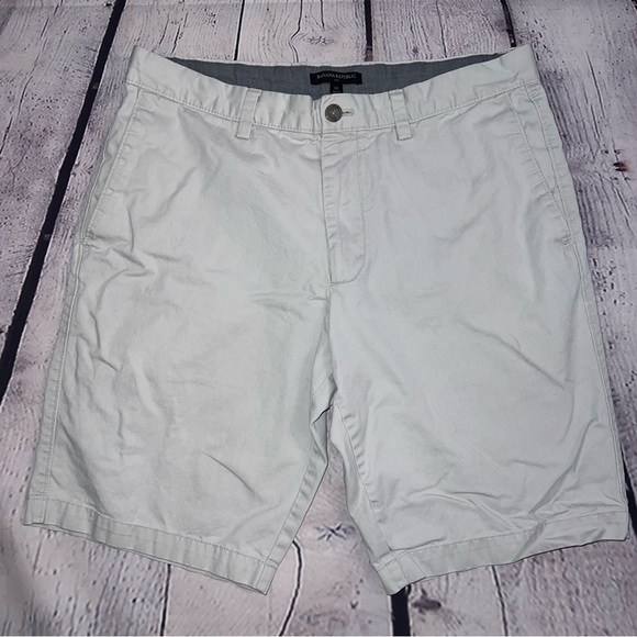 Banana Republic Shorts - Picture 2 of 4